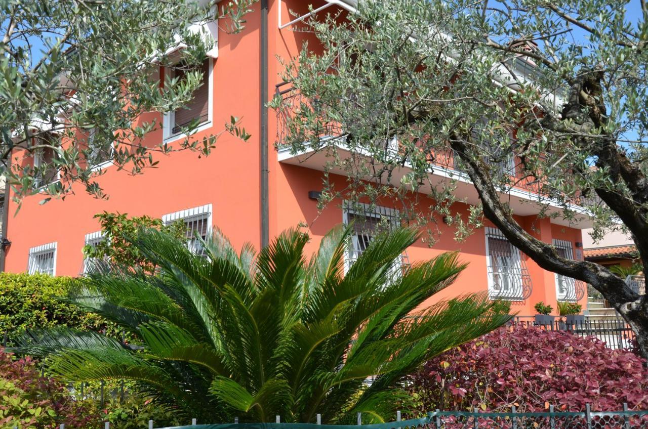 H2O Bed & Breakfast Sirmione Exterior photo
