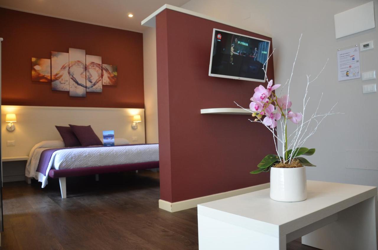 H2O Bed & Breakfast Sirmione Exterior photo